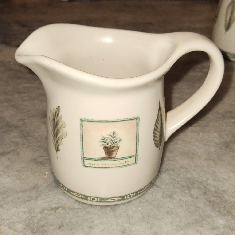 Pfaltzgraff Naturewood Creamer / Small Pitcher 4" tall